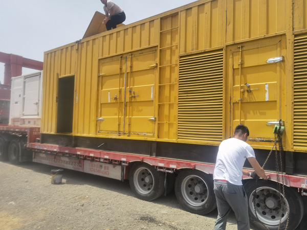 昌吉发电机出租100KW发电机需要什么规格的电缆线？
