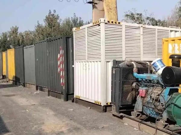 昌吉200KW柴油发电机机组每小时油耗是多少?