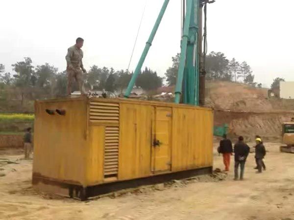 昌吉如何判断水冷式机油散热器密封件是否需要更换？